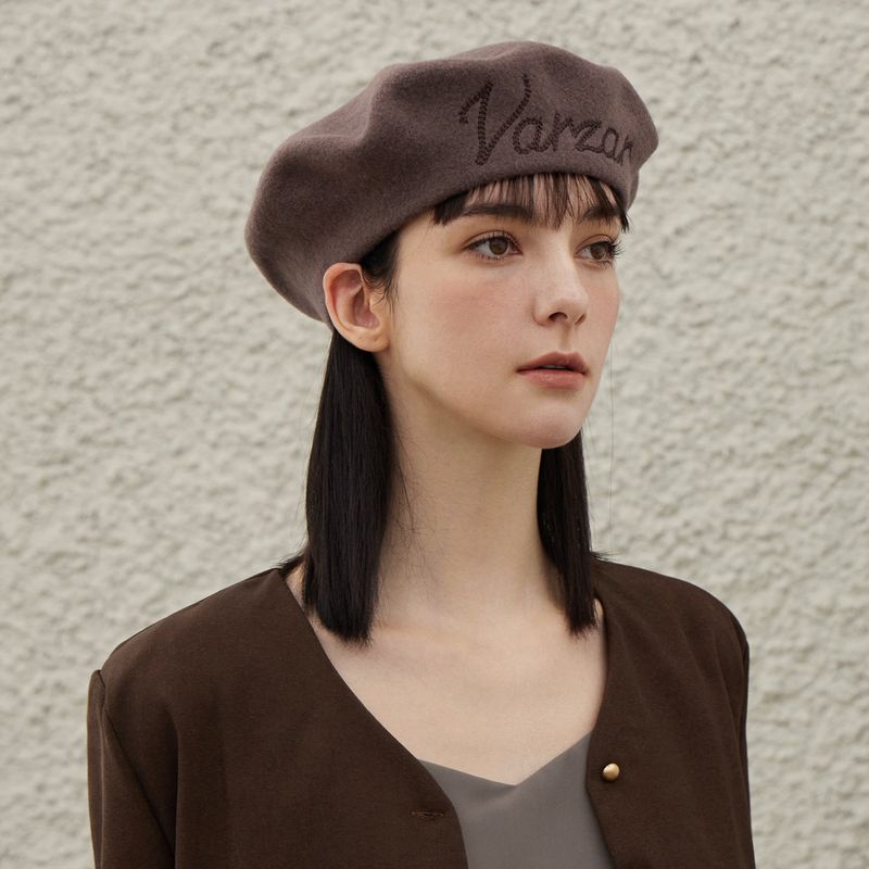 VARZAR Cursive Logo Wool Beret / Cocoa