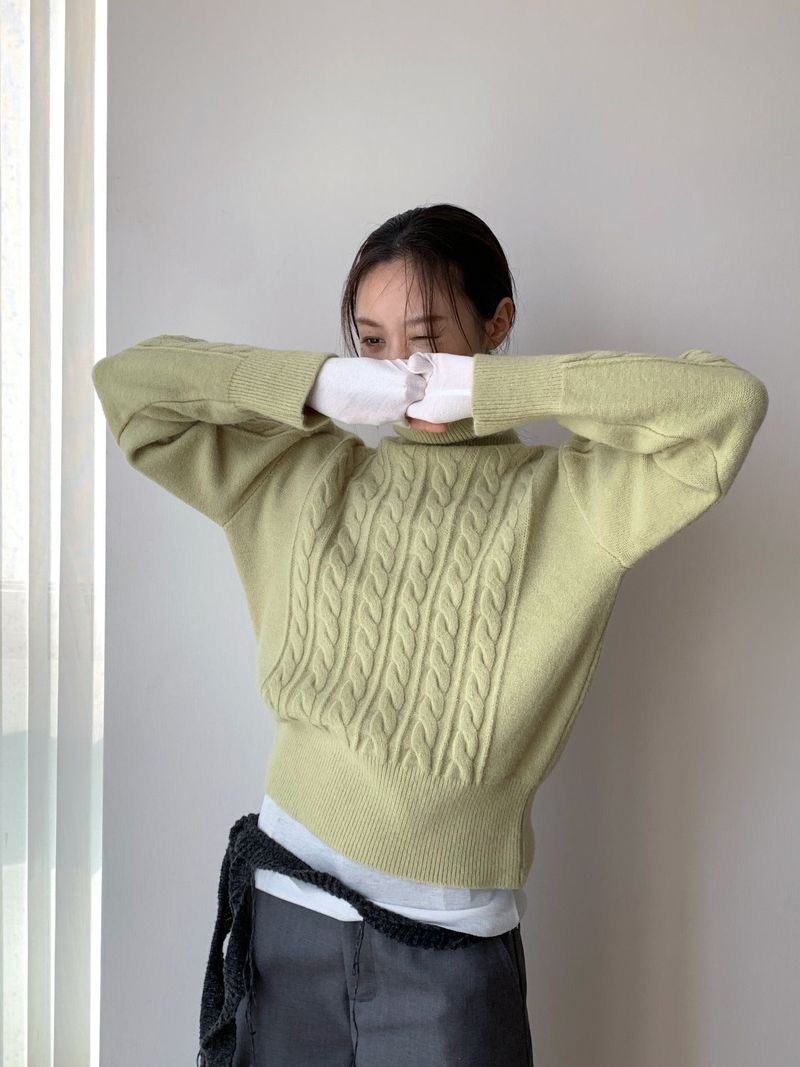 dereborujo（ドレボルゾー）の「ジャガードタートルネックツイストウールニット（トップス）」