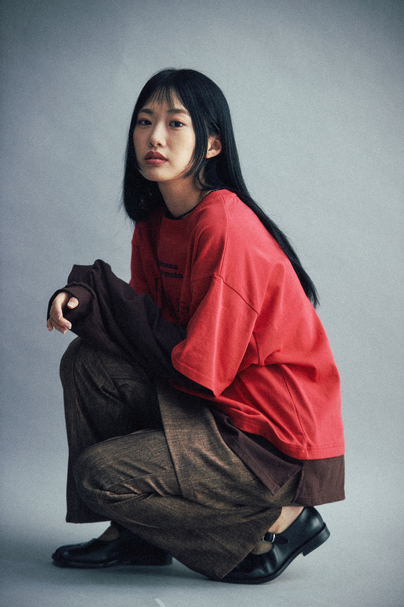 Blacklist lettering Layered tee (Red/Brown)