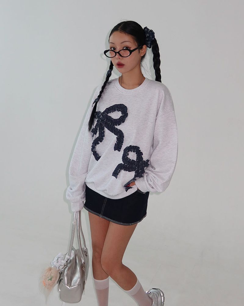 denim ribbon oversized fit sweatshirt