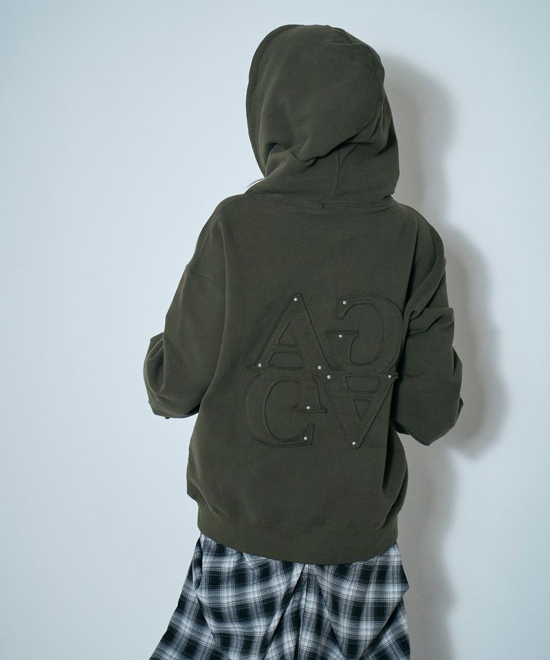 UNISEX 裏起毛パッチロゴパーカー
