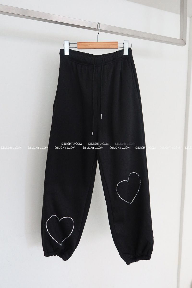 Heart Cubic Napping Hooded & Jogger Two-Piece Set