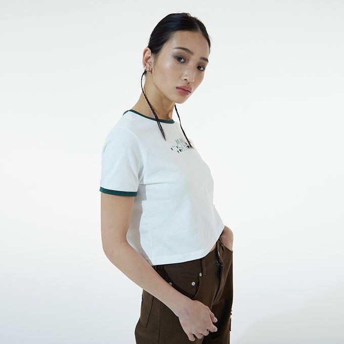 GREEN RABBIT EMOJI CROP T-SHIRT