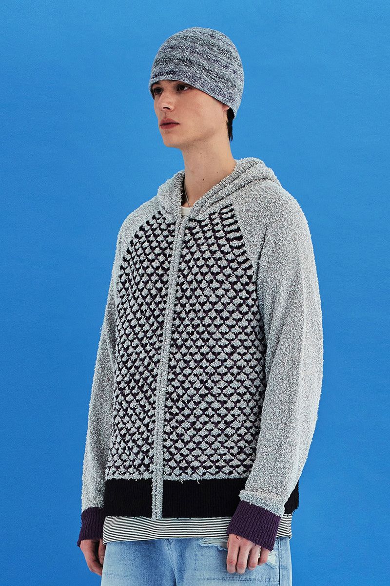 EMBOSSING CLOVER KNIT ZIP-UP HOODIE / GREY