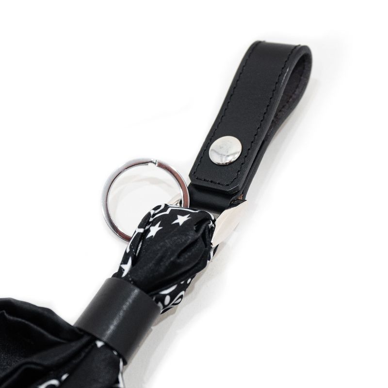 WHITE STAR BANDANA KEYCHAIN