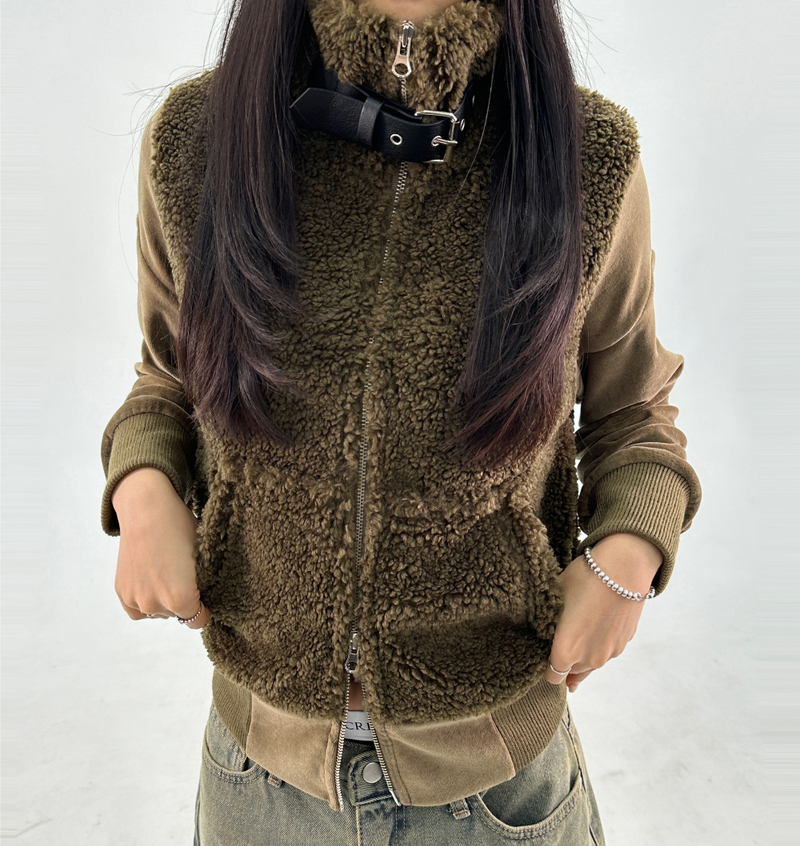 CCORTTI(コルッティ)の「(VELVET + FLEECE♥ BELT POINT♥) - 2 COLORS(Jackets/Outerwear)」