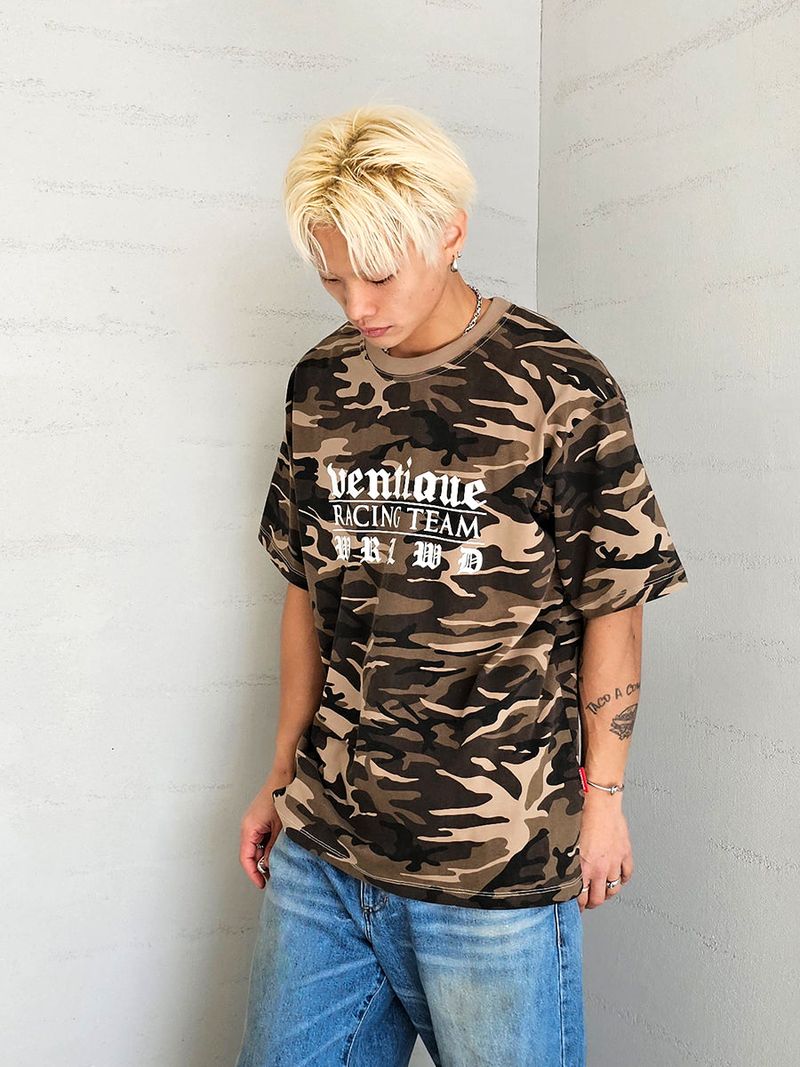 VENTIQUE（ベンティーク）の「VENTIQUE Eagles team camo T-shirt 2color（Tops）」