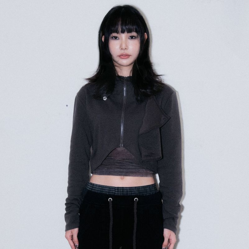 VISUAL COLLECTOR（ビジュアルコレクター）の「2Way Clasp Cut Hood zip-up [Charcoal]（Jackets/Outerwear）」