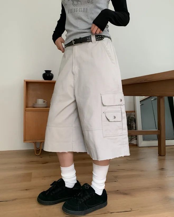 Mont Damaged Multi-Pocket Bermuda Pants