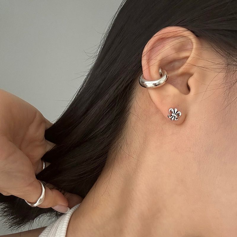 MOSXE（モスクス）の「[925silver] Antique spear earring（Accessories）」