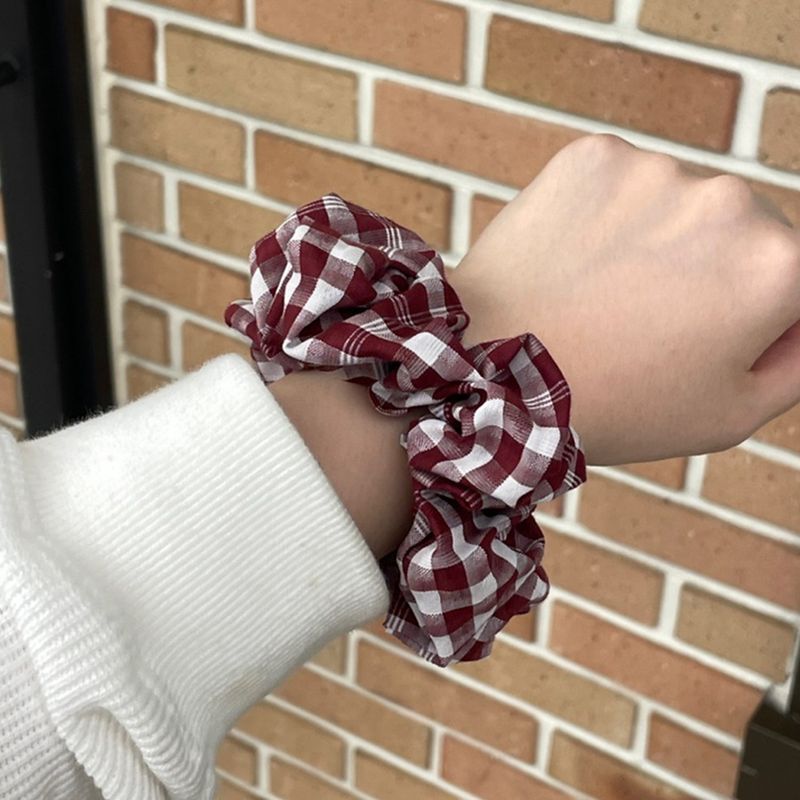 Check Scrunch-Burgundy