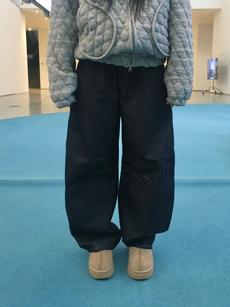 Core Non-Fade Curved Balloon Denim (1c)