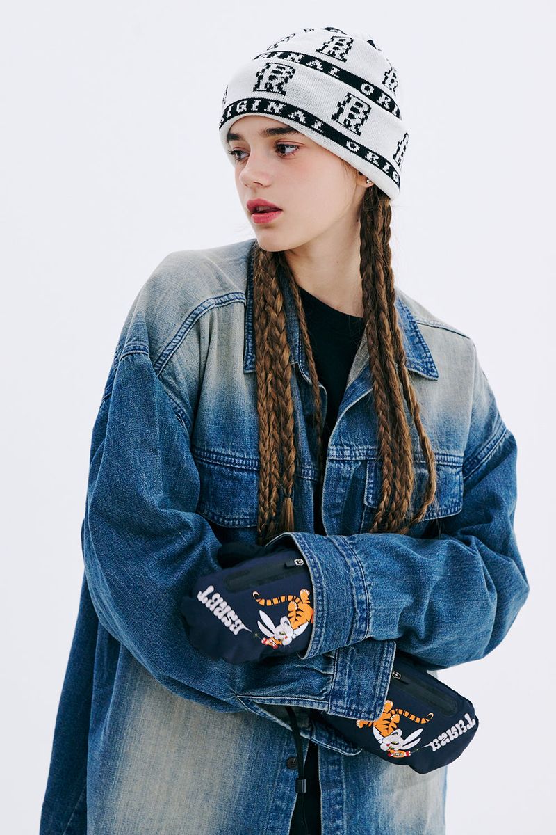 BSRABBIT（ビエスラビット）の「BOMB TIGER RABBIT ZIPPER POCKET GLOVE（Fashion Accessories）」