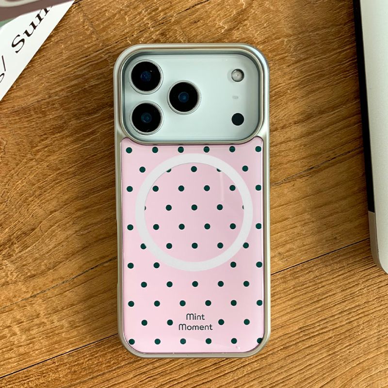 Mint Moment（ミントモーメント）の「[MADE]ピンクドット エポキシ シルバー MagSafe iPhoneケース（Smartphone Accessories）」
