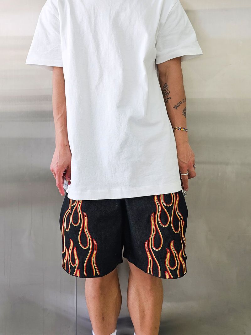 VENTIQUE Flame embroidery Bermuda Shorts 2color