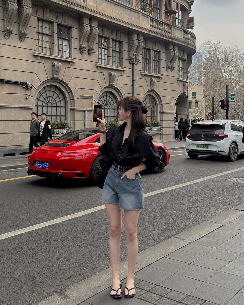 Binv denim shorts