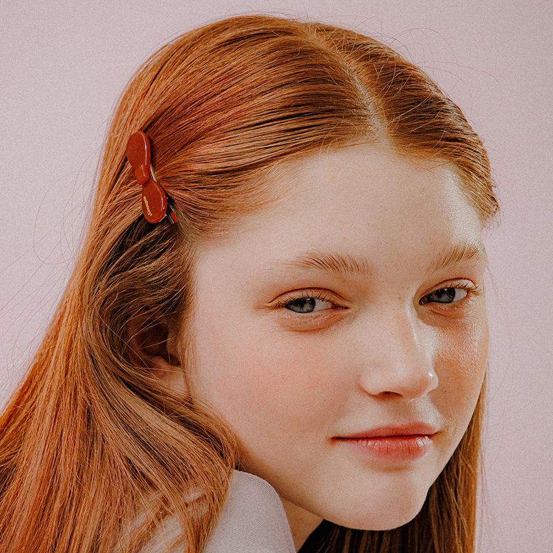 CELLULOSE RIBBON HAIR PIN (BROWN)