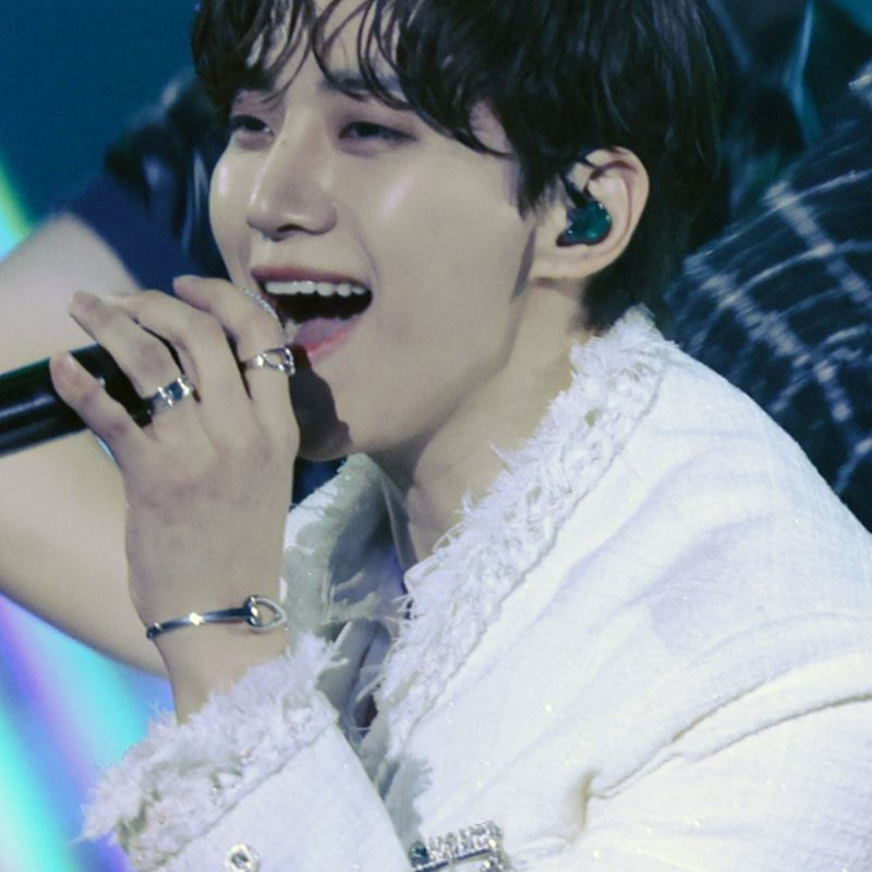SHOVEOFF（ショーブオフ）の「SVB-192 2PM JUNHO wears Connect Daily Men`s Bangle Bracelet（Accessories）」