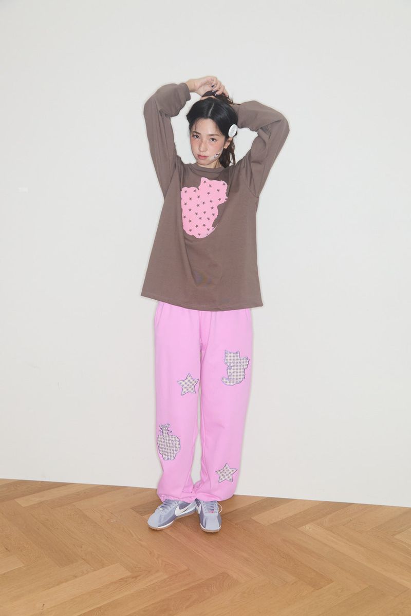 SHAKIRI(シャキリ)の「KIRING CHECK PATCH SWEAT PANTS (CHERRY PINK)(Pants)」