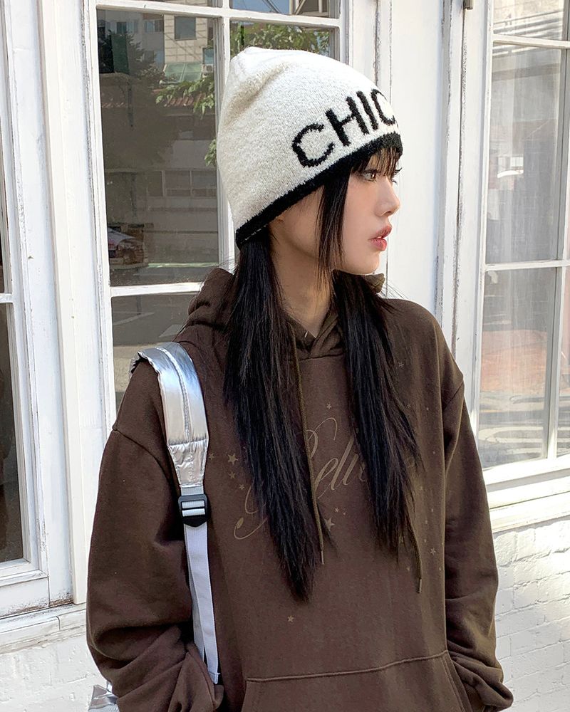 Zeta Lettering Colored Knit Beanie Hat