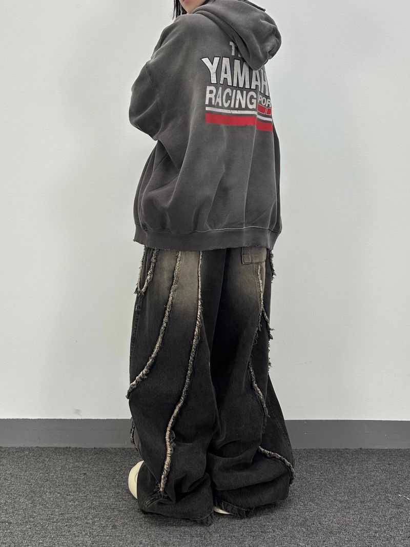 flow cut-off denim pants