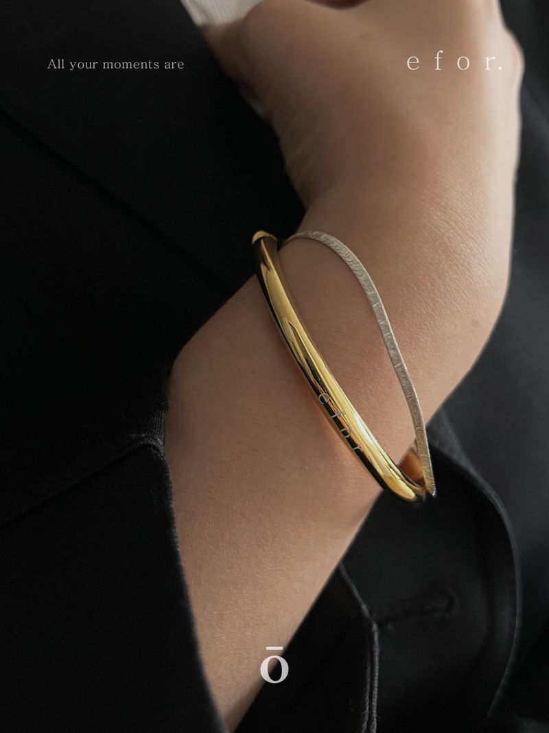 5mm Curve Bangle