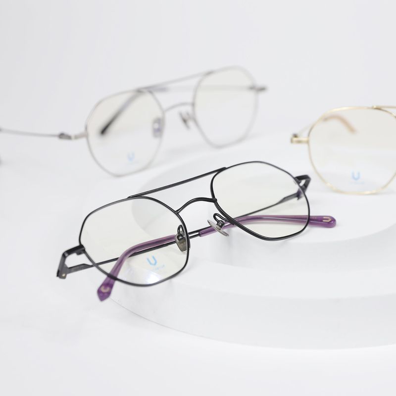 Knouun Round titanium glasses CODE. 103. A Black