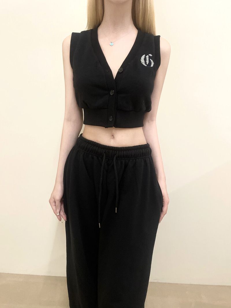 1369. Gate patch crop vest (2color)