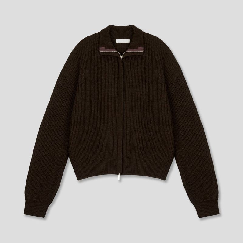 Fold crop knit zip up