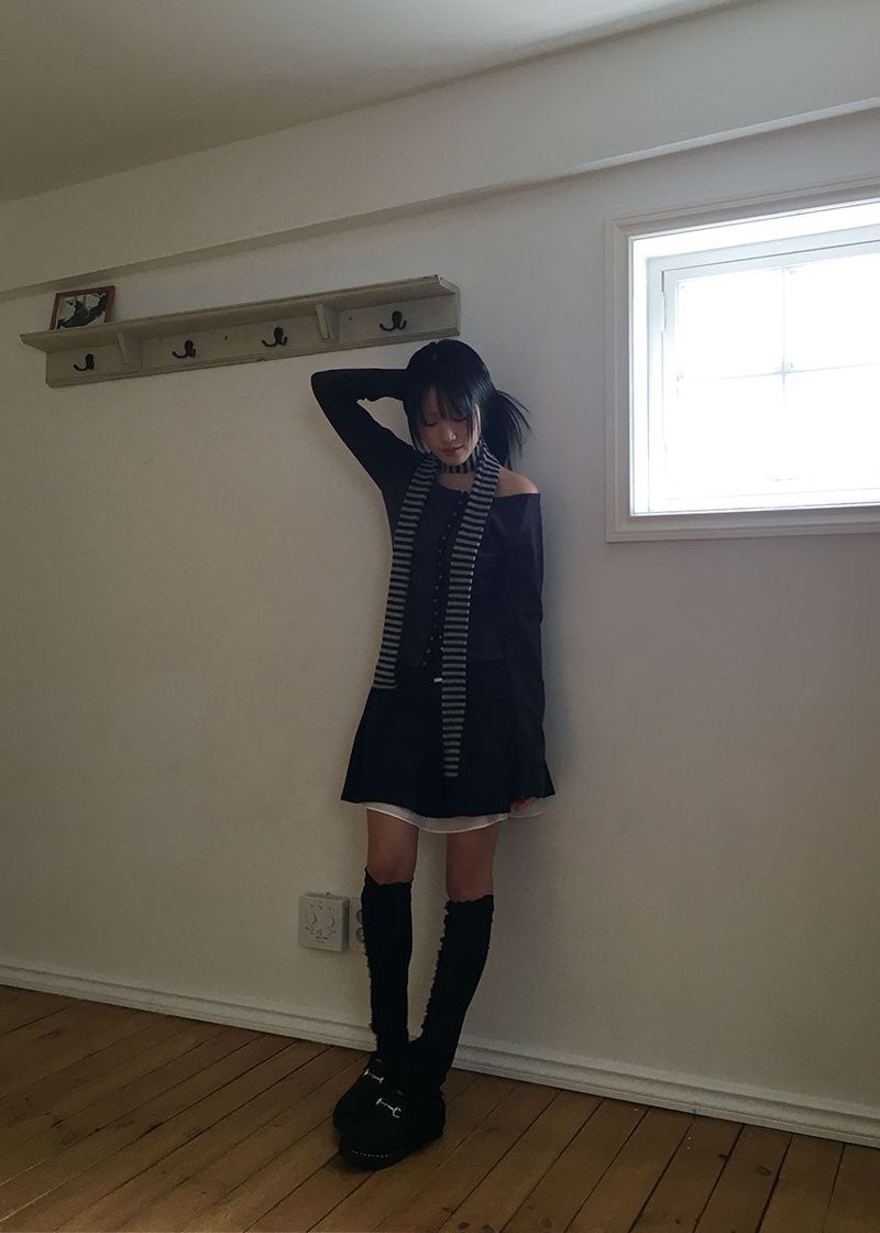 LAYER PLEATS SKIRT