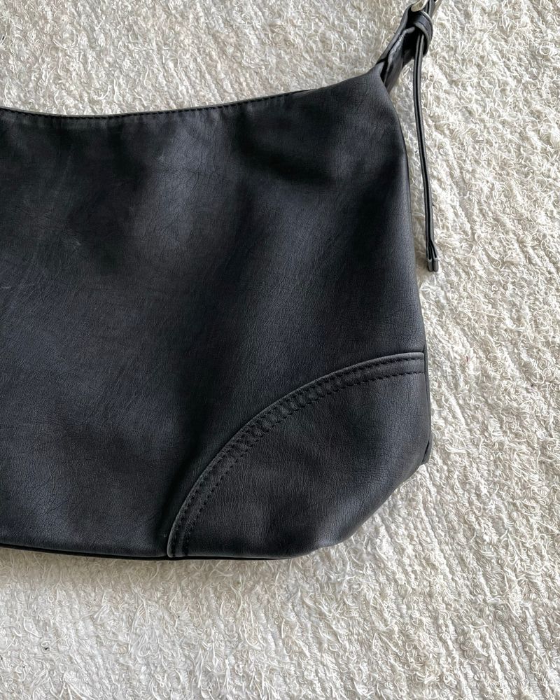 Vintage Faux Leather Cross Bag