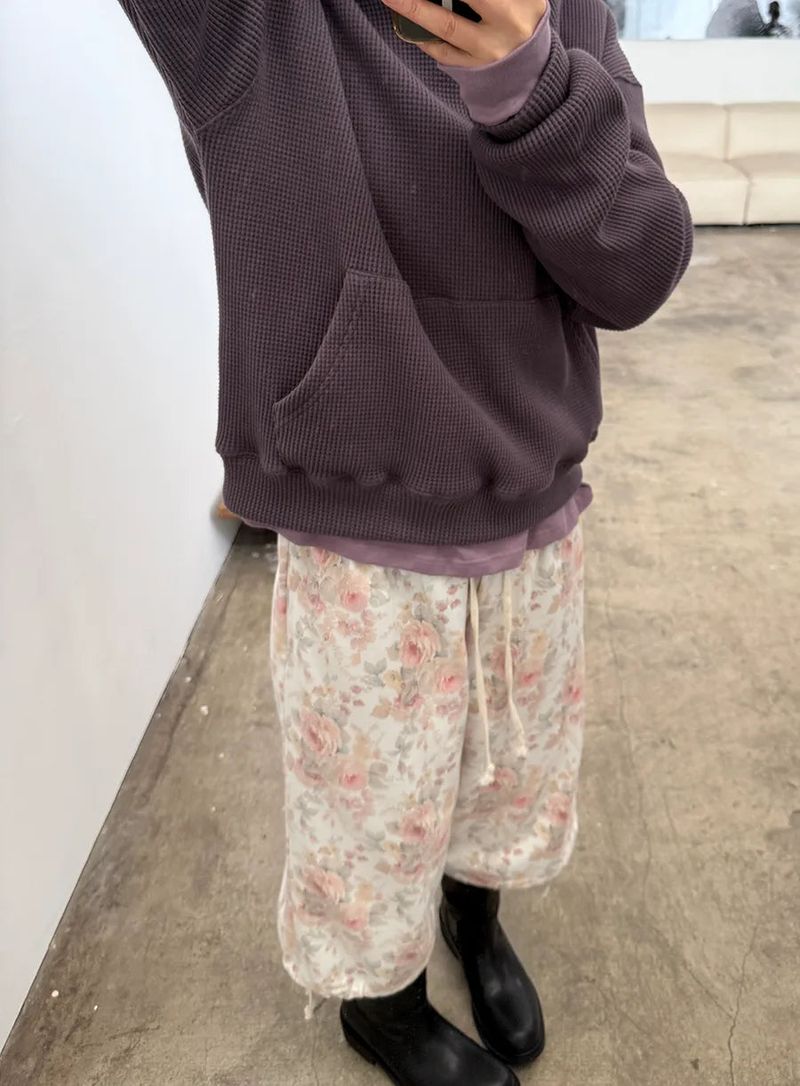 floral sweat crop pants