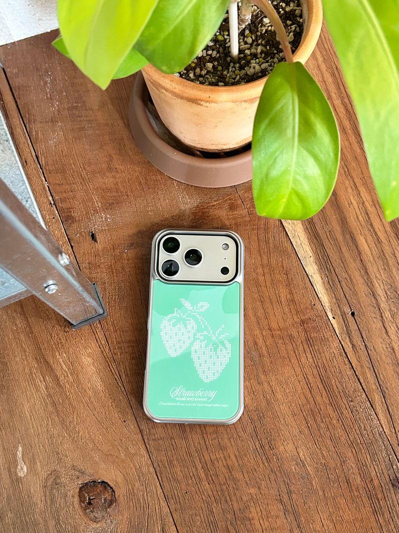 Strawberry Silver Glass Bumper Case