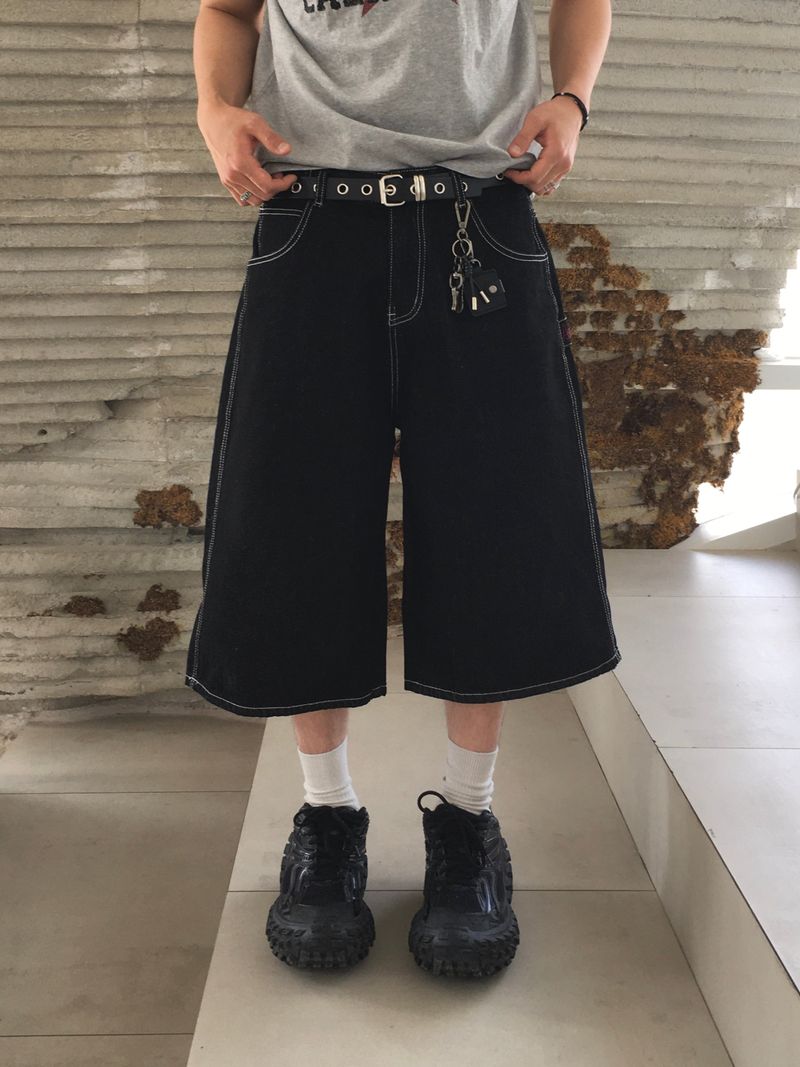 Kale Selvid Bermuda Pants (Black)