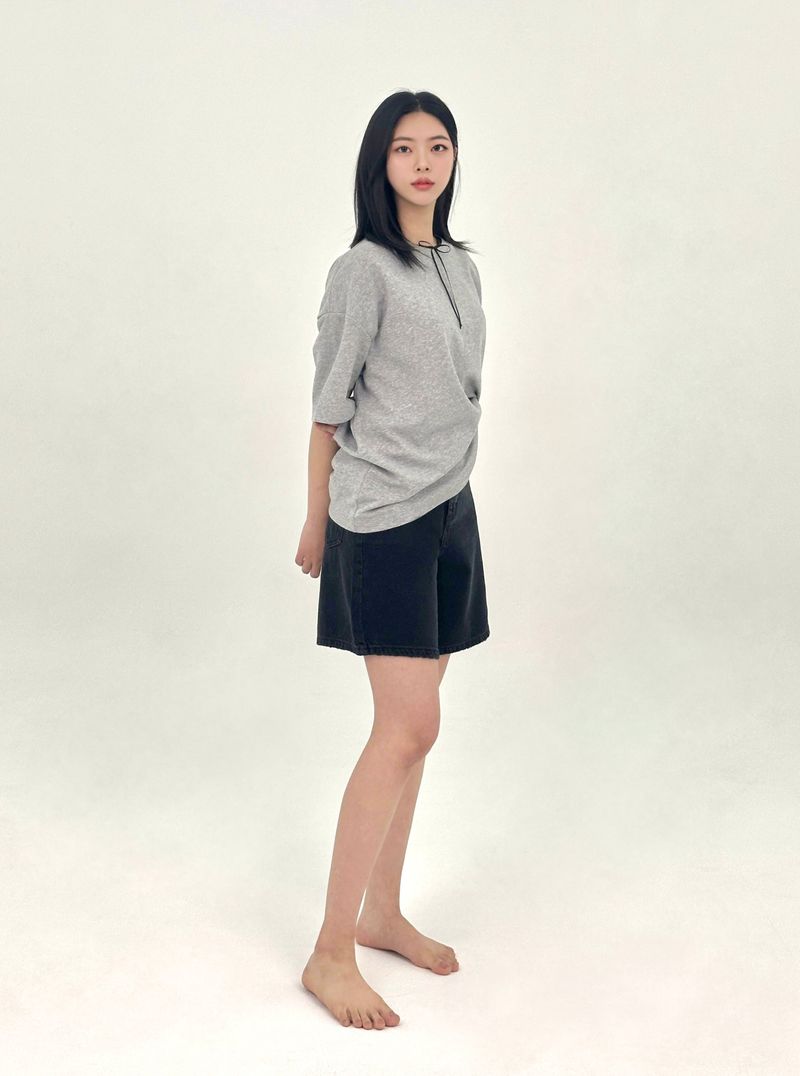  3RD REORDER HIP POCKET EMBROIDERY BLACK DENIM SHORTS LONG VERSION code 25106