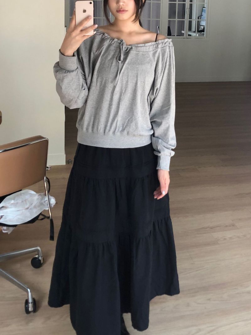 Eddie Off-Shoulder Sweatshirt (2 colors)