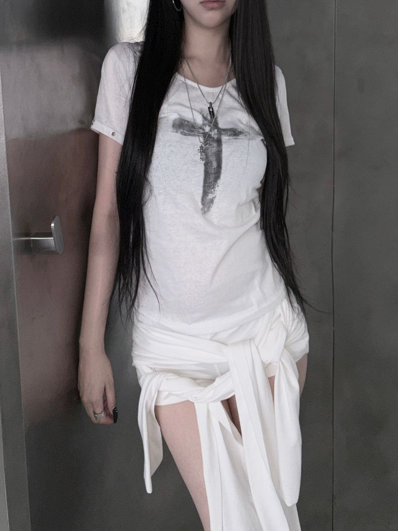 punching vintage cross T
