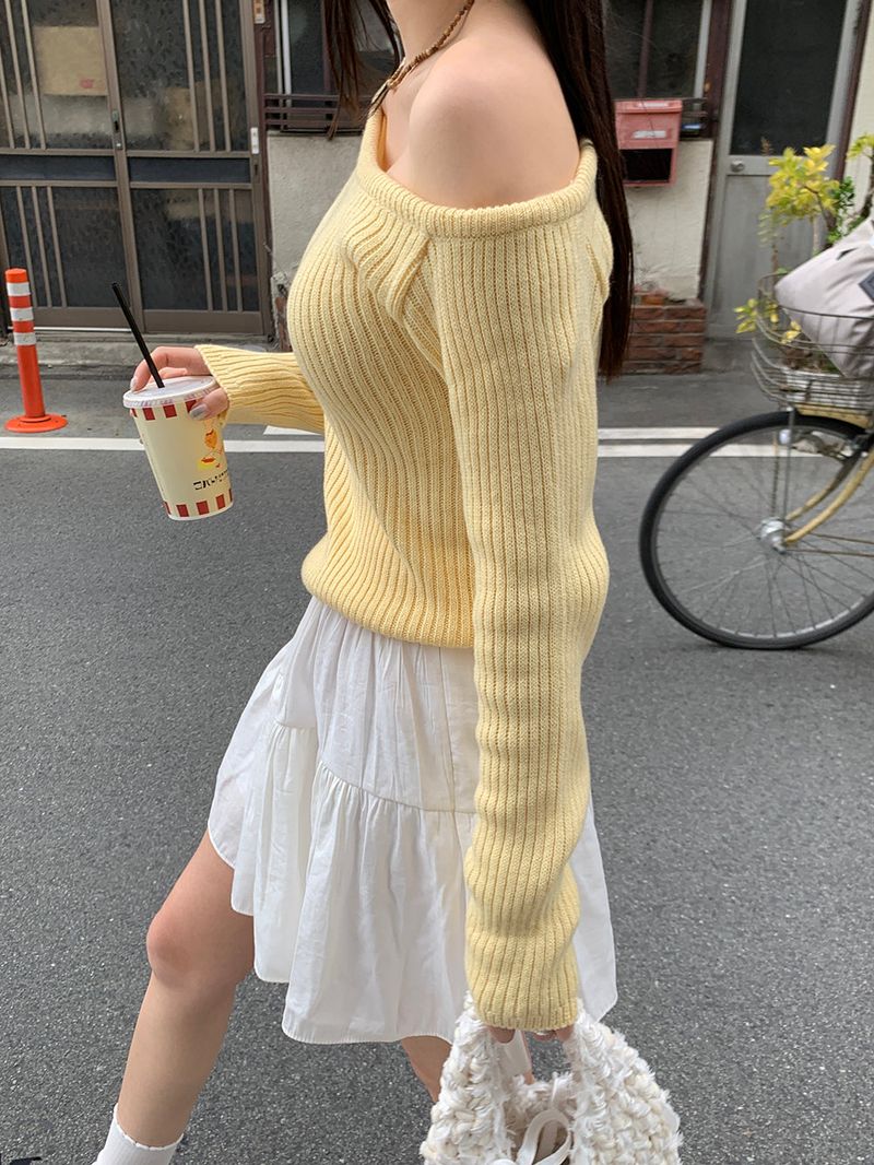 [MADE] STEN GOLZI UNBALANCED OFF-SHOULDER KNIT