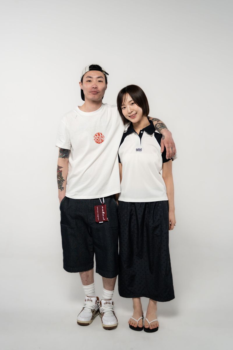 BASIC SAFARI DOTS POLY SKIRTS (DARK NAVY)