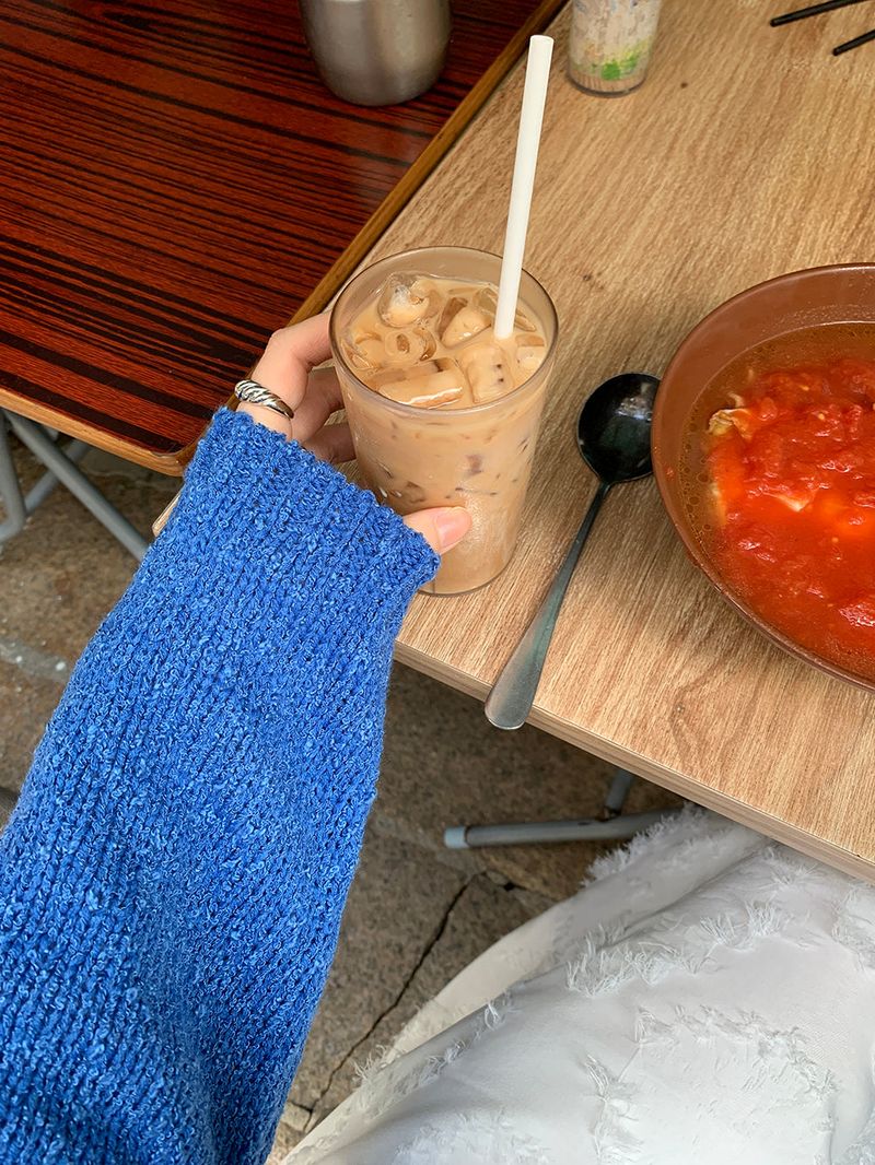 [MADE] Rieze Deep V Knit