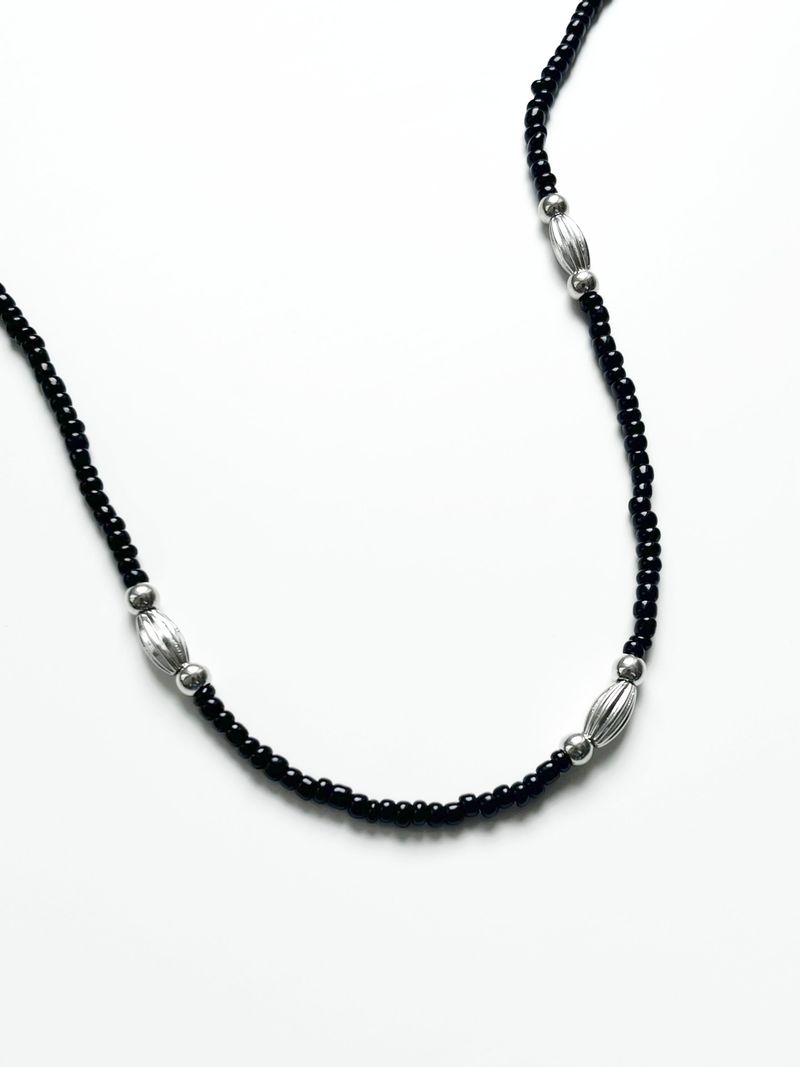 Hondo beads necklace