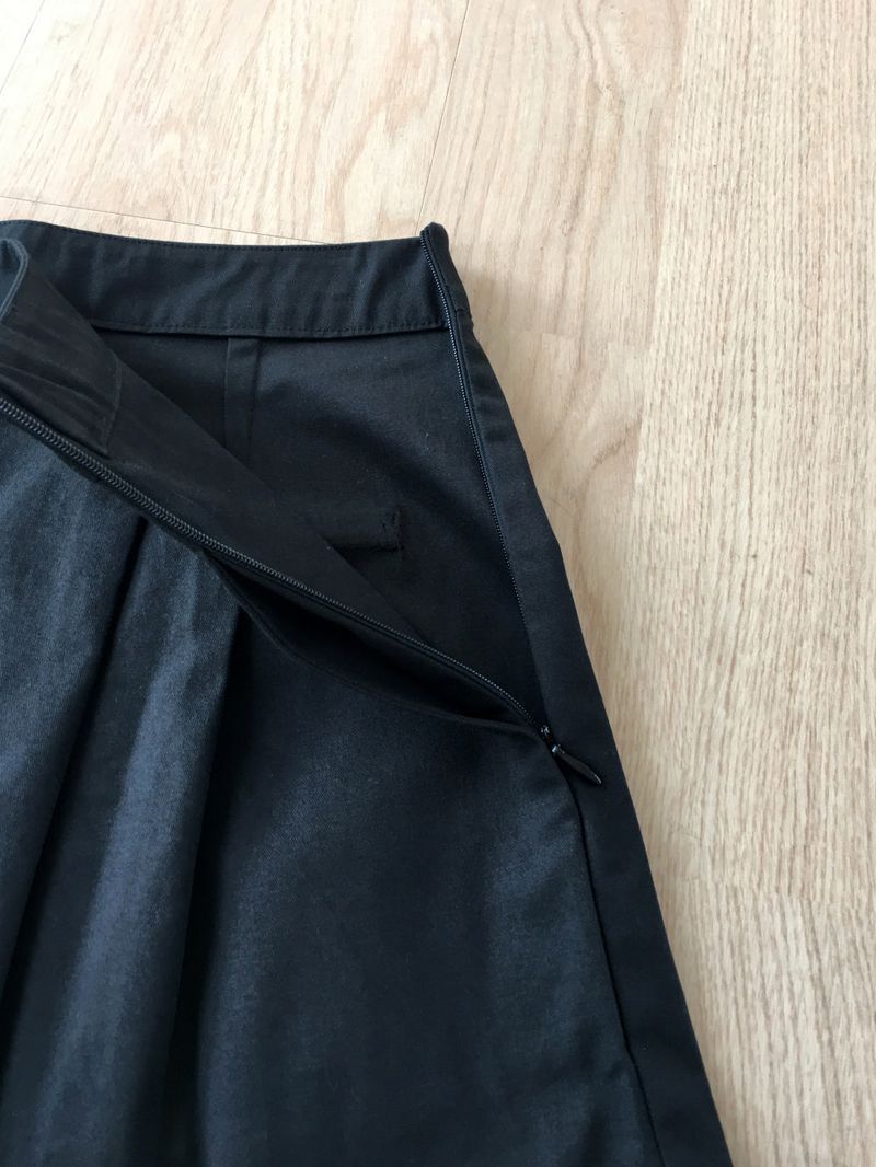 Comi pintuck shorts