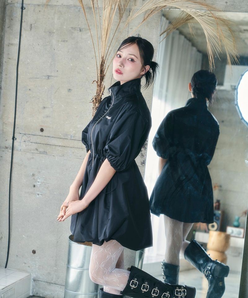 バルーンシルエットハイネックワンピ