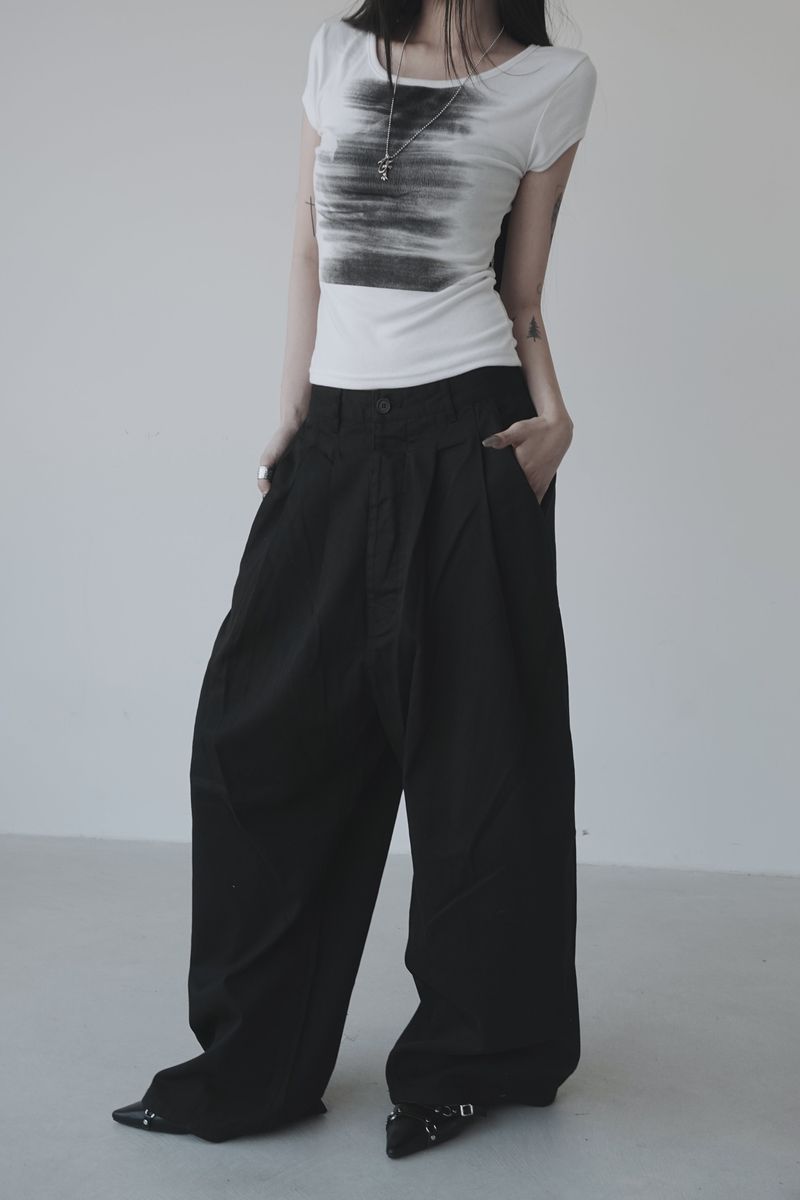 pintuck wide detail pants