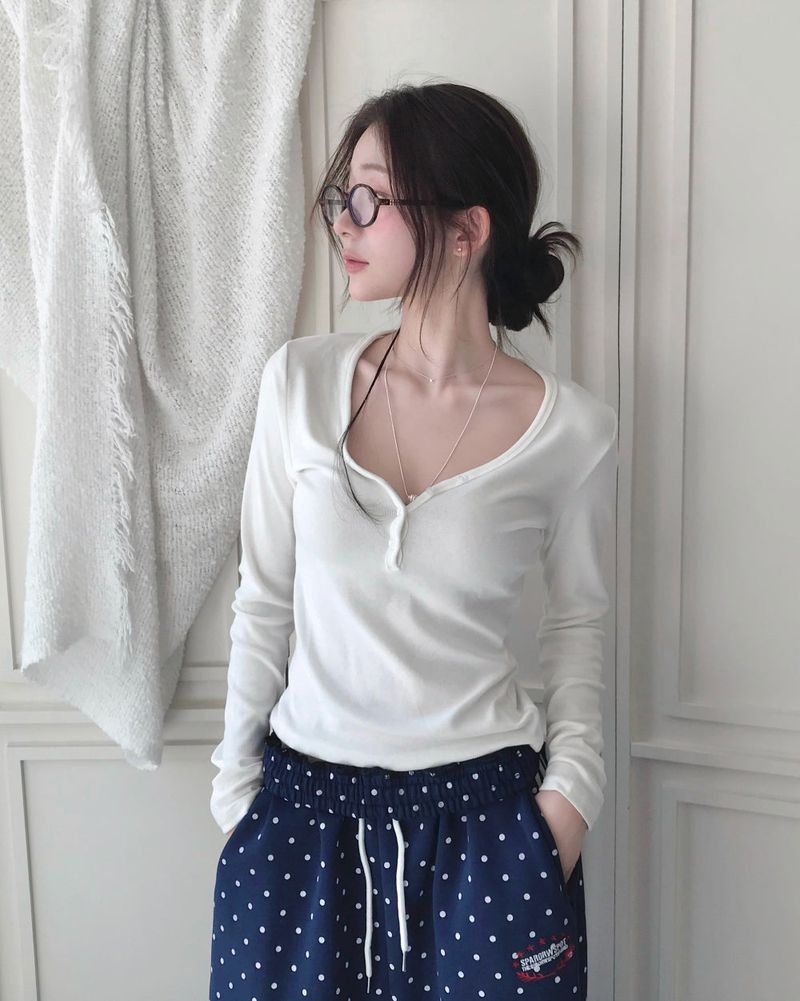 sea : shell necklace