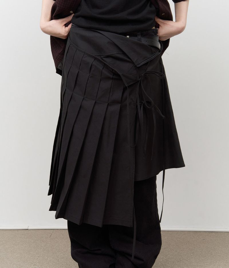(W) Has Pleats Wrap Skirt
