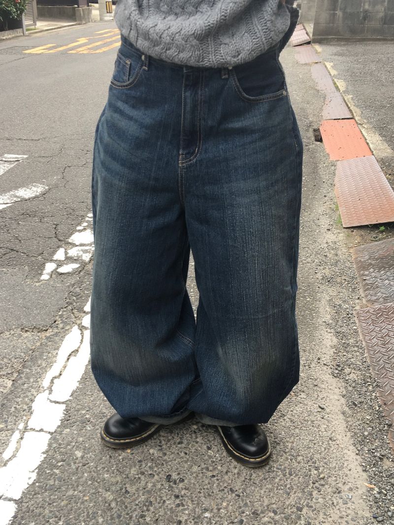 ポイズンデニムパンツ