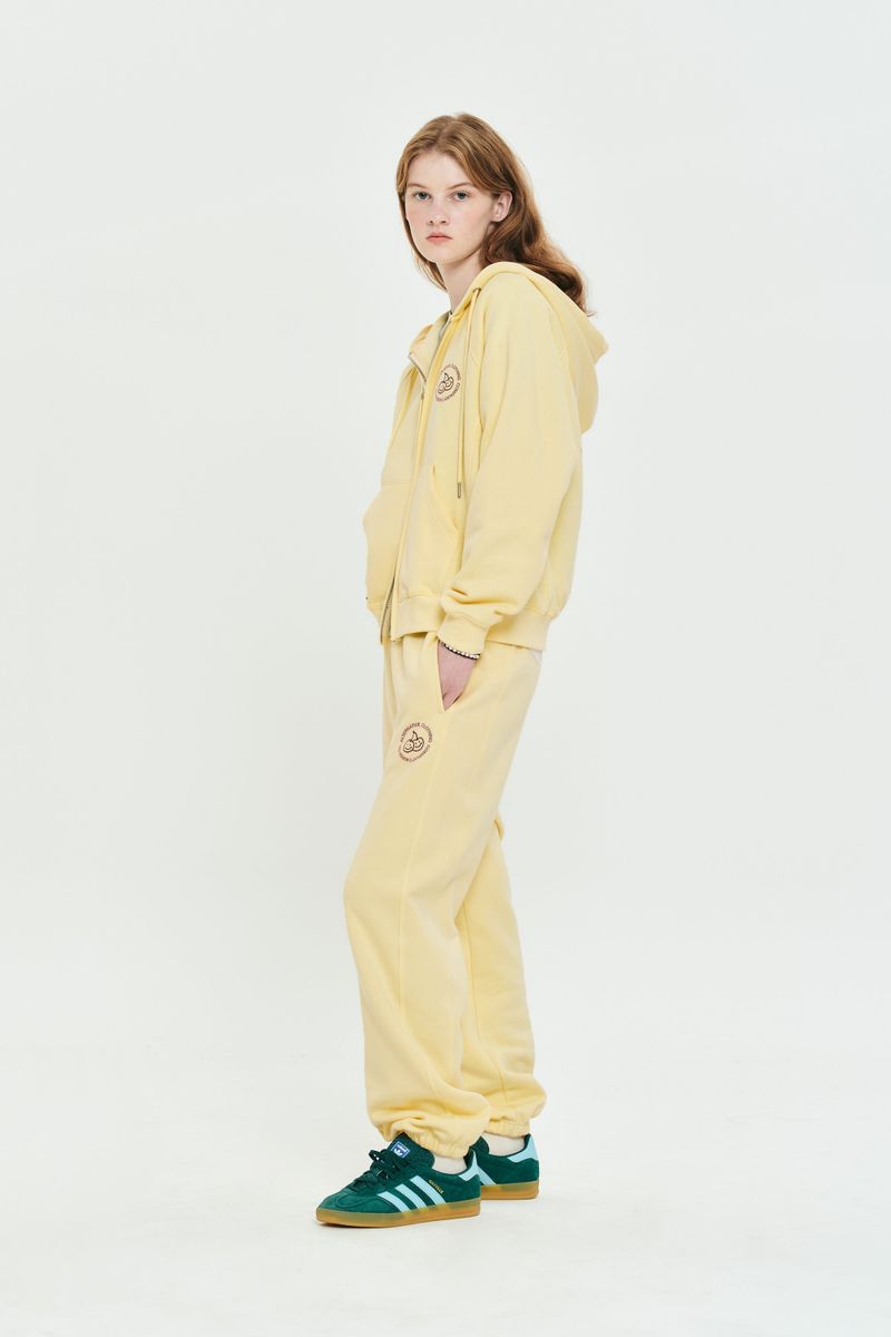 DOODLE CHERRY CIRCLE LOGO NAPPING HOODIE ZIP UP [YELLOW]