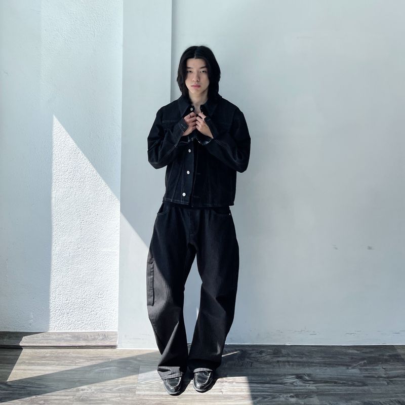 Stitch Back Slit Cropped Jacket
