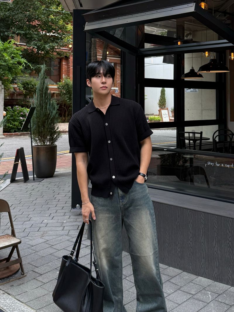 Cable scotch collar cardigan